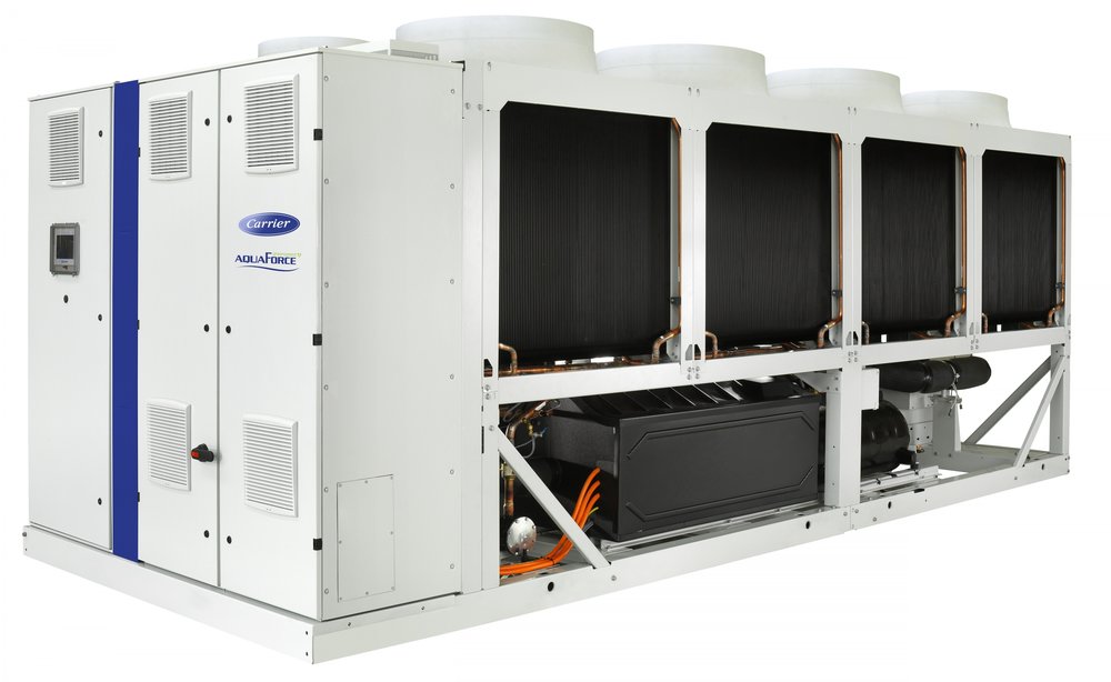 Carrier presenta iI refrigeratore a vite a velocità variabile più efficiente, intelligente e compatto